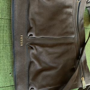 Fossil expandable messenger bag
